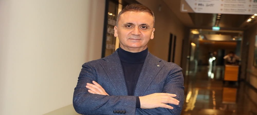 KALP KAPAK HASTALIKLARINDA AMELİYATSIZ TEDAVİLERİN ALANI GENİŞLİYOR
