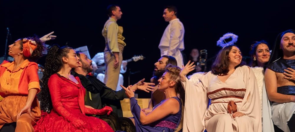 Nilüfer Belediyesi Kent Tiyatrosu “Lüküs Hayat” Oyunuyla İstanbul Seyircisine Konuk Oluyor