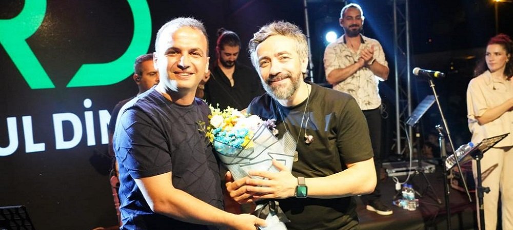 Resul Dindar'dan Fatsa'da müzik ziyafeti